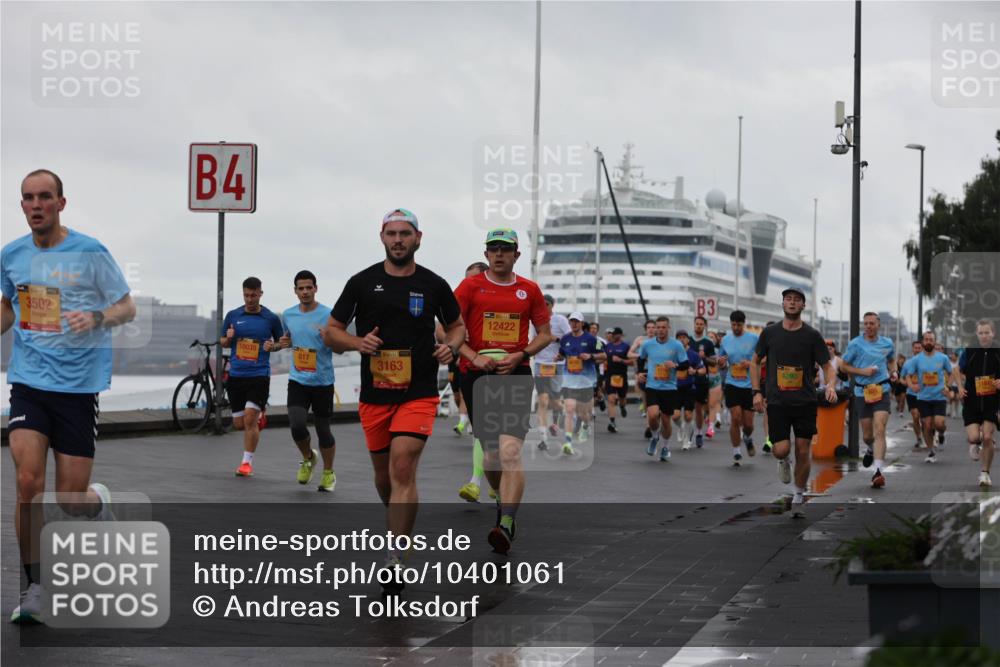 13.09.2026 - Kiel Lauf Andreas Tolksdorf http://msf.ph/oto/10401061 13.09.2026 10:58:53 Kiellinie 3502, 4, 10039, 817, 3163, 12422, 3, 4290 meine-sportfotos.de