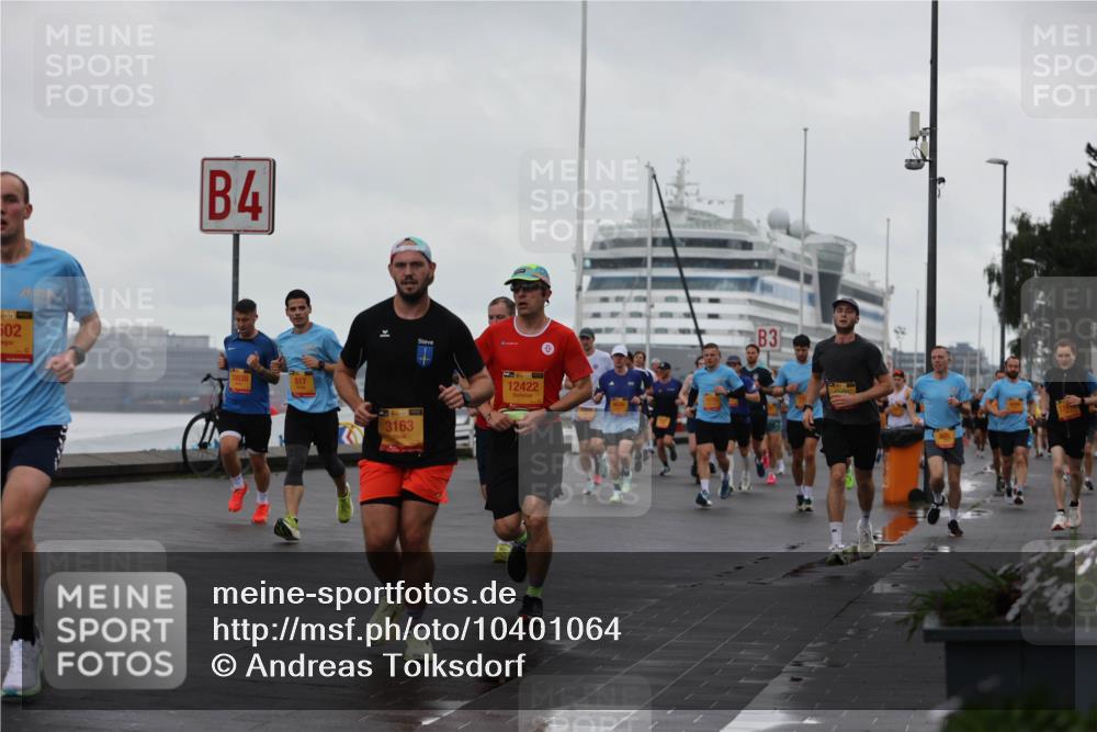 13.09.2026 - Kiel Lauf Andreas Tolksdorf http://msf.ph/oto/10401064 13.09.2026 10:58:53 Kiellinie 38, 502, 4, 10039, 817, 5, 394, 3163, 12422, 3 meine-sportfotos.de