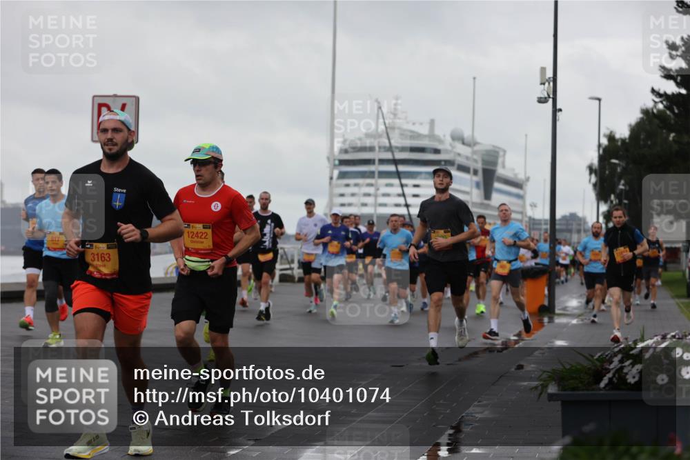 13.09.2026 - Kiel Lauf Andreas Tolksdorf http://msf.ph/oto/10401074 13.09.2026 10:58:54 Kiellinie 817, 3163, 39, 12422 meine-sportfotos.de