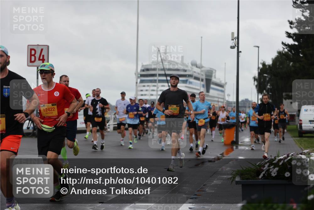 13.09.2026 - Kiel Lauf Andreas Tolksdorf http://msf.ph/oto/10401082 13.09.2026 10:58:55 Kiellinie 4, 138, 12422, 0, 4290, 11812 meine-sportfotos.de
