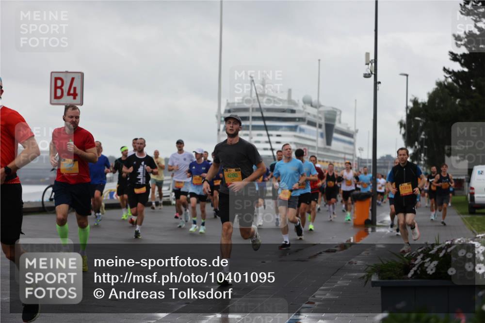 13.09.2026 - Kiel Lauf Andreas Tolksdorf http://msf.ph/oto/10401095 13.09.2026 10:58:55 Kiellinie 4, 4290, 11812, 12 meine-sportfotos.de