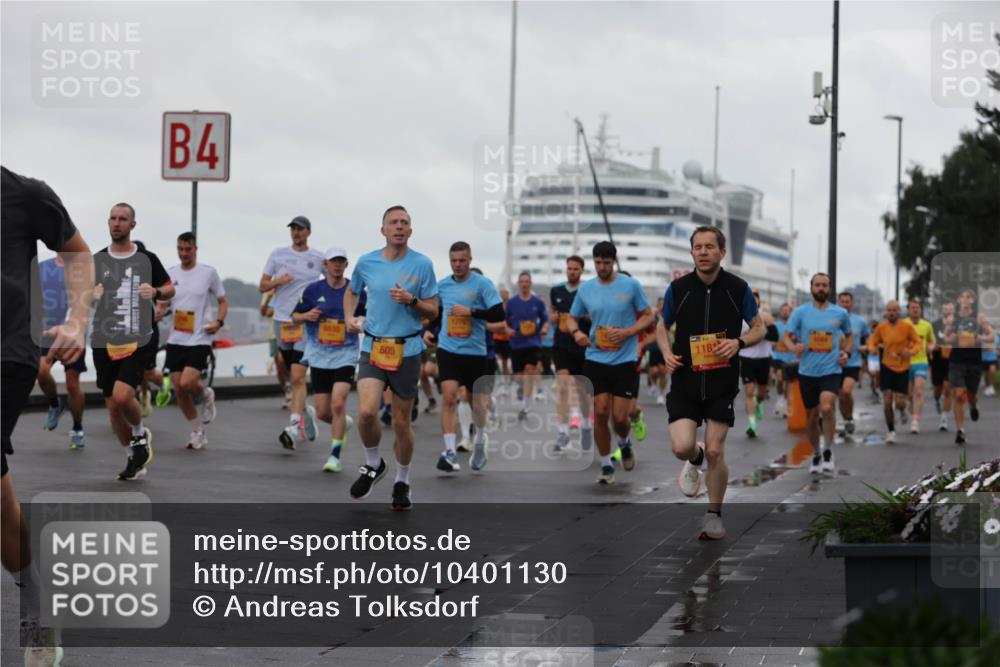 13.09.2026 - Kiel Lauf Andreas Tolksdorf http://msf.ph/oto/10401130 13.09.2026 10:58:57 Kiellinie 4, 6630, 505, 118 meine-sportfotos.de