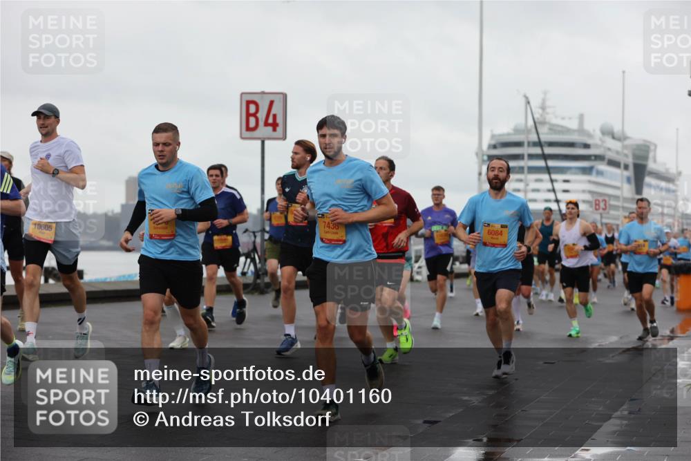 13.09.2026 - Kiel Lauf Andreas Tolksdorf http://msf.ph/oto/10401160 13.09.2026 10:59:00 Kiellinie 10605, 4, 7436, 6084, 3 meine-sportfotos.de