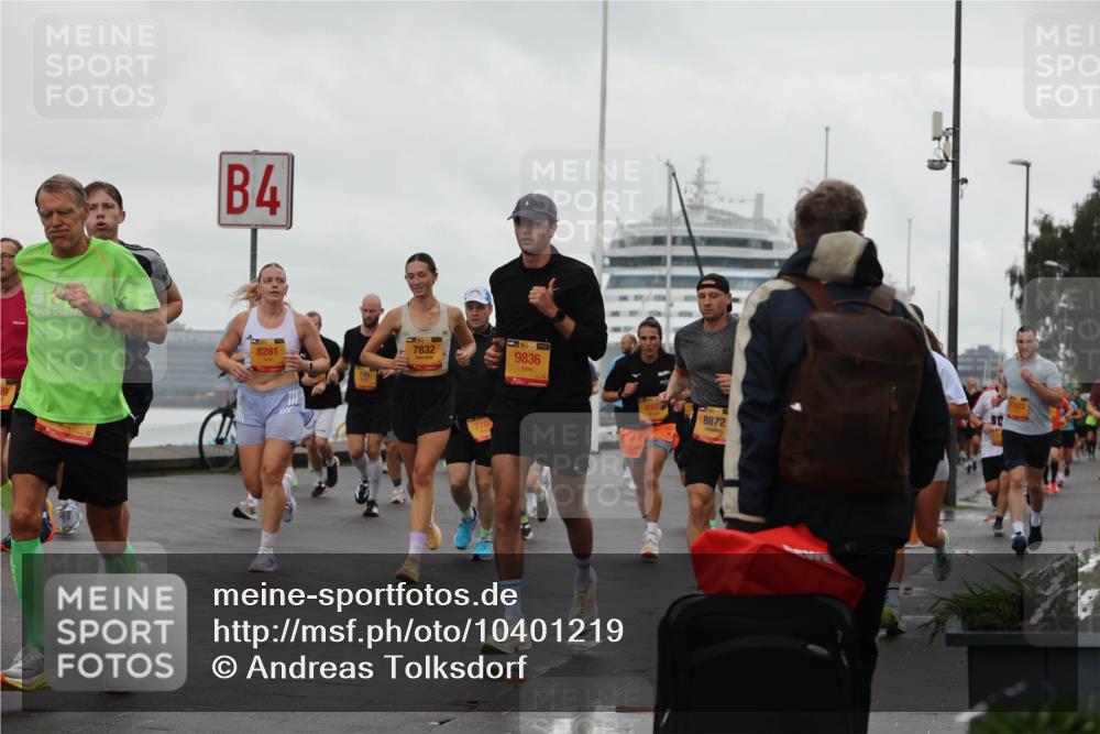 13.09.2026 - Kiel Lauf Andreas Tolksdorf http://msf.ph/oto/10401219 13.09.2026 10:59:18 Kiellinie 4, 39, 9836, 8281, 7832, 499, 8872, 11922 meine-sportfotos.de