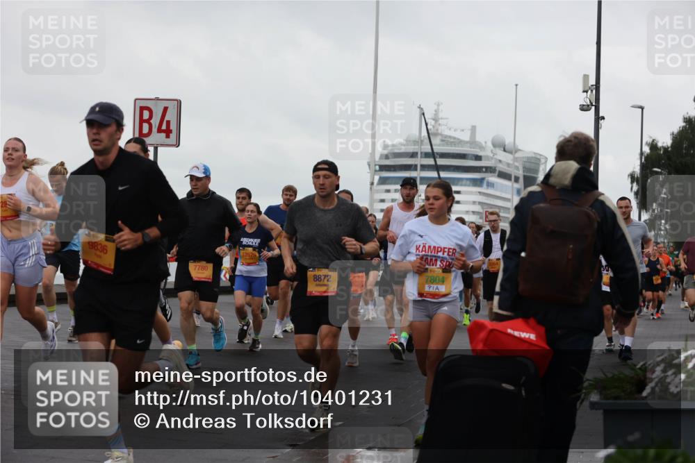13.09.2026 - Kiel Lauf Andreas Tolksdorf http://msf.ph/oto/10401231 13.09.2026 10:59:19 Kiellinie 4, 28, 9836, 7780, 12679, 8872, 39, 7804 meine-sportfotos.de