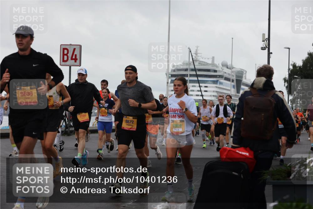 13.09.2026 - Kiel Lauf Andreas Tolksdorf http://msf.ph/oto/10401236 13.09.2026 10:59:20 Kiellinie 10, 9836, 4, 7780, 12679, 8872, 991, 41, 39, 7804 meine-sportfotos.de