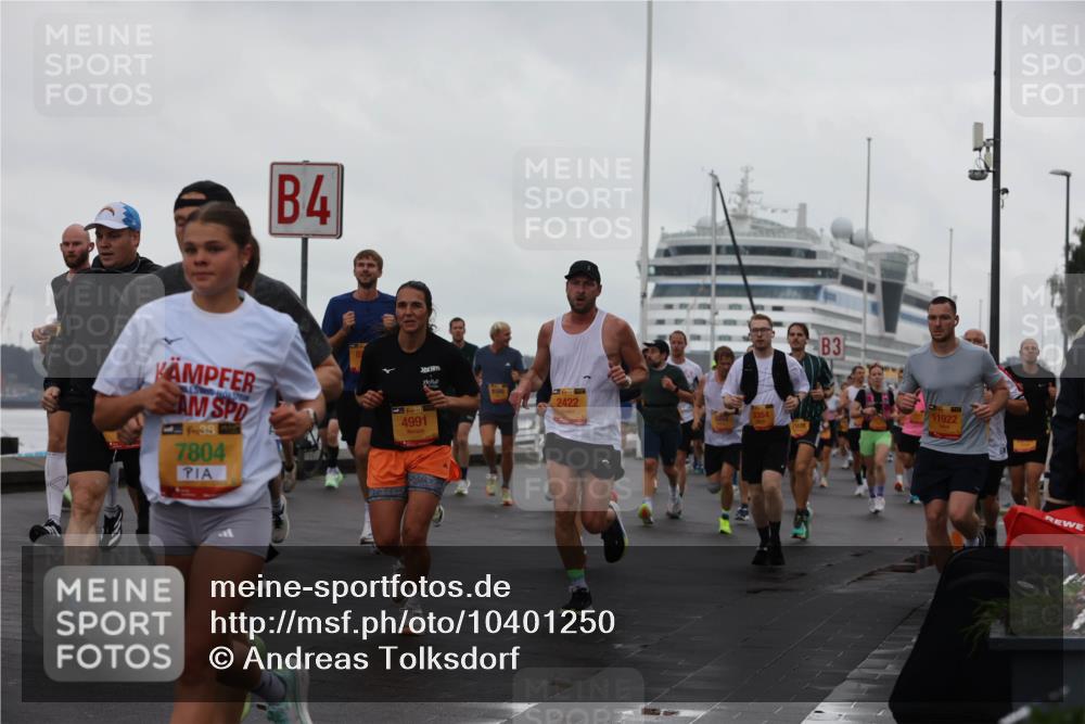 13.09.2026 - Kiel Lauf Andreas Tolksdorf http://msf.ph/oto/10401250 13.09.2026 10:59:21 Kiellinie 4, 9, 39, 7804, 4991, 2422, 3, 11922 meine-sportfotos.de