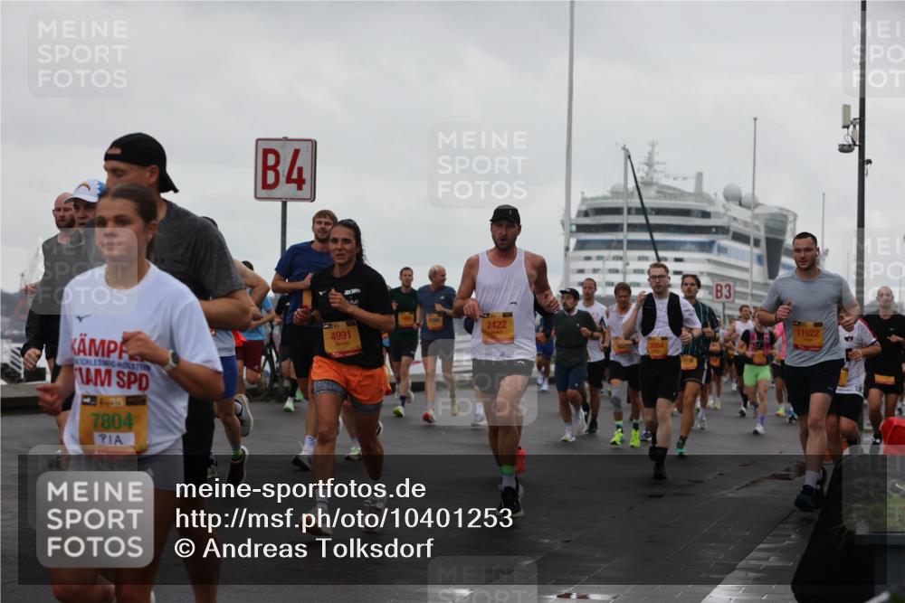 13.09.2026 - Kiel Lauf Andreas Tolksdorf http://msf.ph/oto/10401253 13.09.2026 10:59:21 Kiellinie 39, 7804, 4, 4991, 2422, 3354, 7078, 3, 11922 meine-sportfotos.de