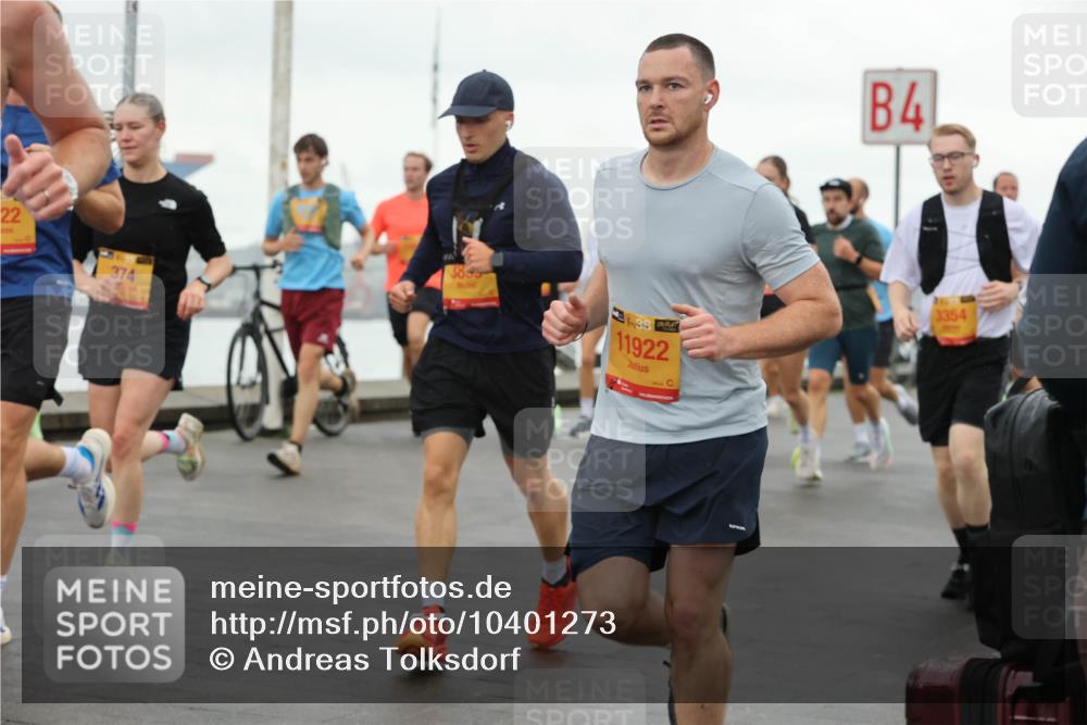 13.09.2026 - Kiel Lauf Andreas Tolksdorf http://msf.ph/oto/10401273 13.09.2026 10:59:24 Kiellinie 22, 374, 397, 11922, 4, 3354 meine-sportfotos.de