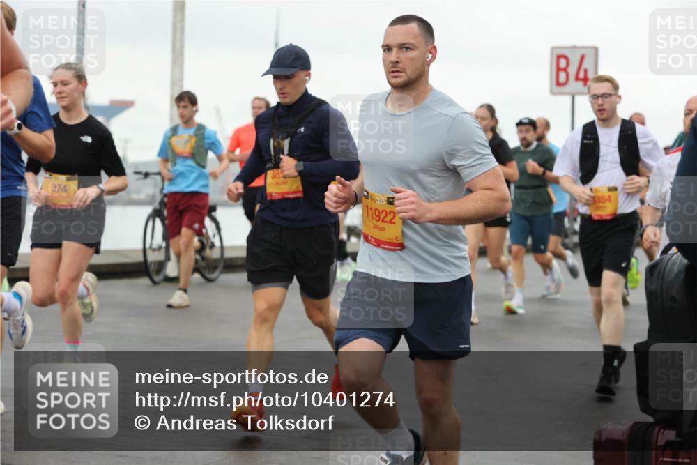 13.09.2026 - Kiel Lauf Andreas Tolksdorf http://msf.ph/oto/10401274 13.09.2026 10:59:24 Kiellinie 374, 4, 38, 11922, 9354 meine-sportfotos.de