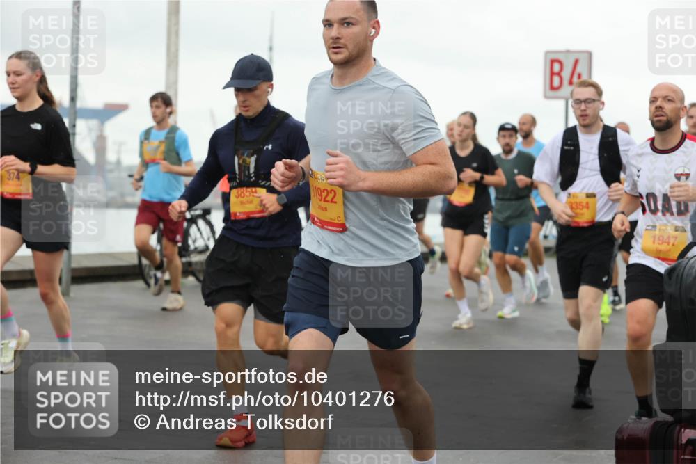 13.09.2026 - Kiel Lauf Andreas Tolksdorf http://msf.ph/oto/10401276 13.09.2026 10:59:24 Kiellinie 374, 3859, 21, 38, 1922, 354, 1947 meine-sportfotos.de