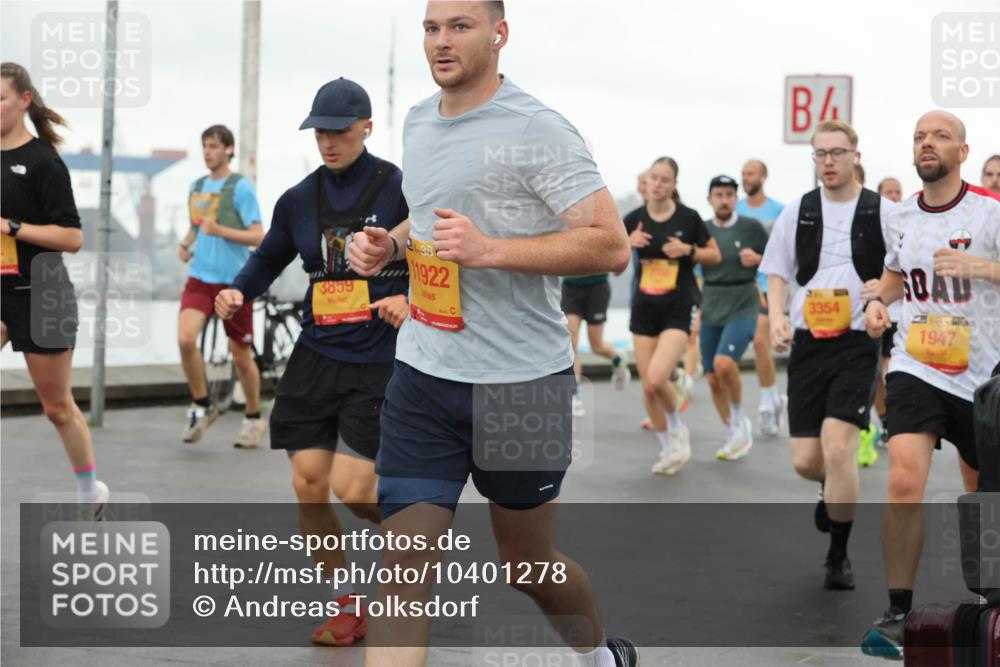 13.09.2026 - Kiel Lauf Andreas Tolksdorf http://msf.ph/oto/10401278 13.09.2026 10:59:24 Kiellinie 3859, 28, 11922, 3354, 1, 39, 1947 meine-sportfotos.de