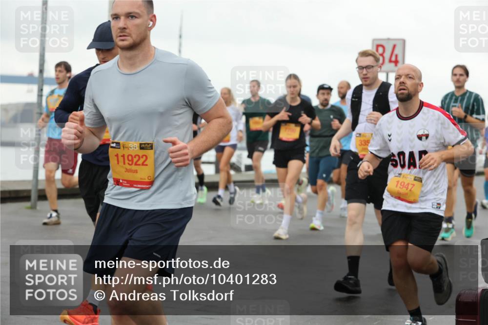 13.09.2026 - Kiel Lauf Andreas Tolksdorf http://msf.ph/oto/10401283 13.09.2026 10:59:24 Kiellinie 94, 38, 11922, 335, 39, 1947 meine-sportfotos.de