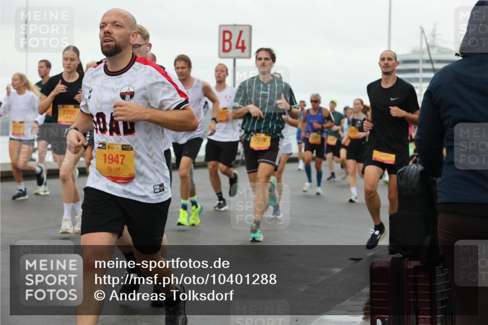 13.09.2026 - Kiel Lauf Andreas Tolksdorf http://msf.ph/oto/10401288 13.09.2026 10:59:25 Kiellinie 7700, 1947, 4, 7078 meine-sportfotos.de
