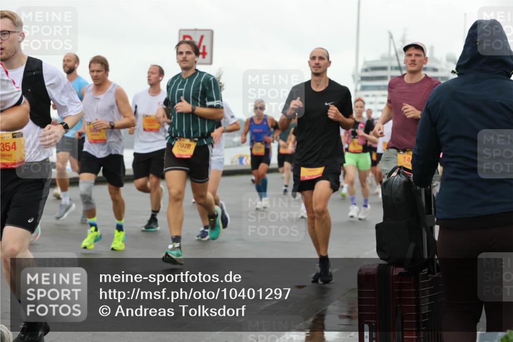 13.09.2026 - Kiel Lauf Andreas Tolksdorf http://msf.ph/oto/10401297 13.09.2026 10:59:25 Kiellinie 48, 354, 7078 meine-sportfotos.de
