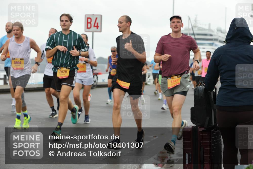 13.09.2026 - Kiel Lauf Andreas Tolksdorf http://msf.ph/oto/10401307 13.09.2026 10:59:26 Kiellinie 5894, 7078, 4, 1449 meine-sportfotos.de