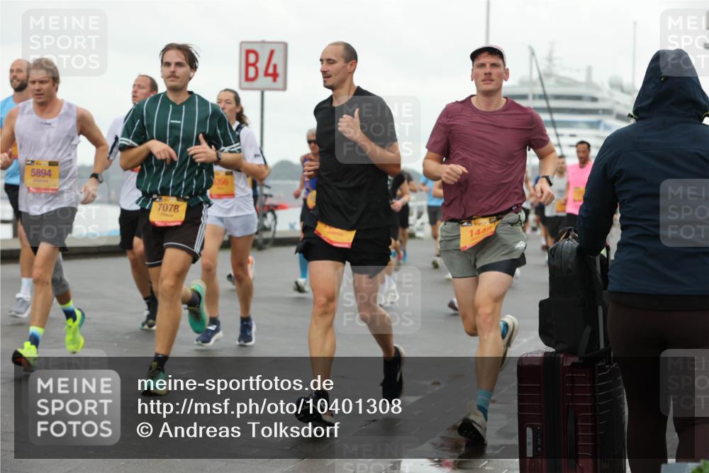 13.09.2026 - Kiel Lauf Andreas Tolksdorf http://msf.ph/oto/10401308 13.09.2026 10:59:26 Kiellinie 5894, 4, 7078, 1449 meine-sportfotos.de