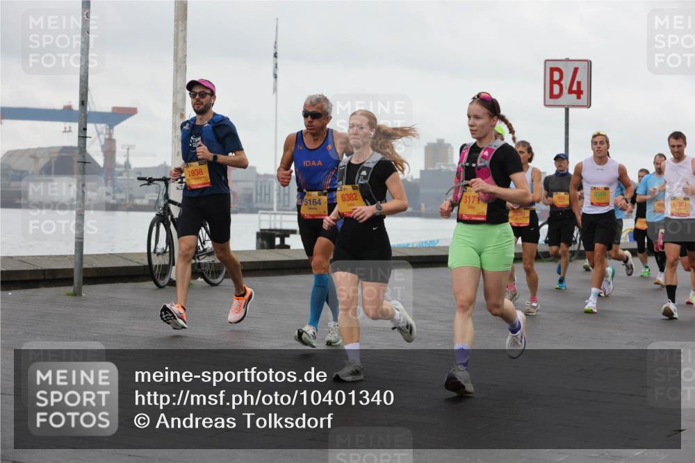 13.09.2026 - Kiel Lauf Andreas Tolksdorf http://msf.ph/oto/10401340 13.09.2026 10:59:28 Kiellinie 1938, 5164, 6382, 3171, 4, 8569, 903, 11081, 3636 meine-sportfotos.de