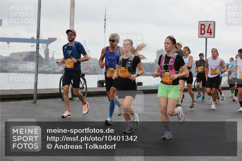 13.09.2026 - Kiel Lauf Andreas Tolksdorf http://msf.ph/oto/10401342 13.09.2026 10:59:28 Kiellinie 4, 35, 1938, 5164, 6382, 4, 38, 3171, 8569 meine-sportfotos.de