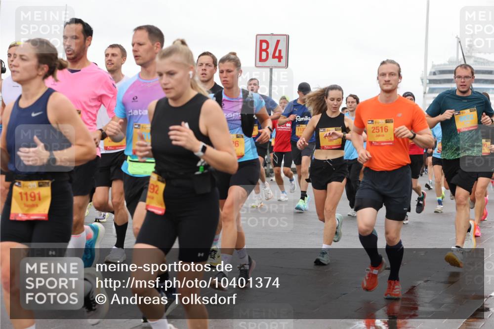 13.09.2026 - Kiel Lauf Andreas Tolksdorf http://msf.ph/oto/10401374 13.09.2026 10:59:31 Kiellinie 1191, 92, 4, 113, 1, 39, 2516, 113 meine-sportfotos.de