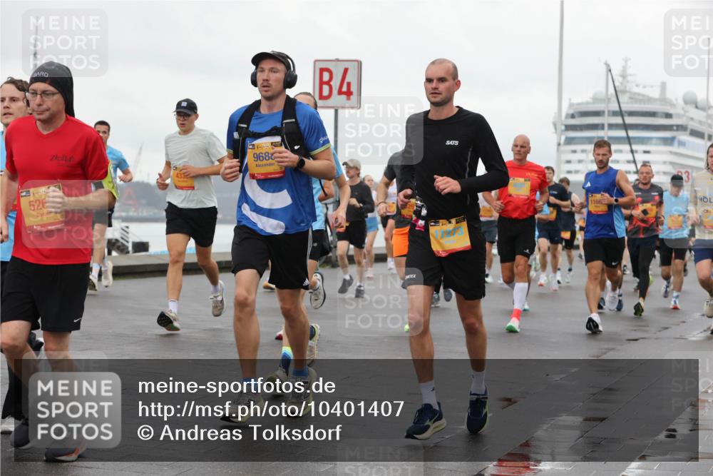 13.09.2026 - Kiel Lauf Andreas Tolksdorf http://msf.ph/oto/10401407 13.09.2026 10:59:34 Kiellinie 38, 526, 4, 38, 968, 1166, 3 meine-sportfotos.de