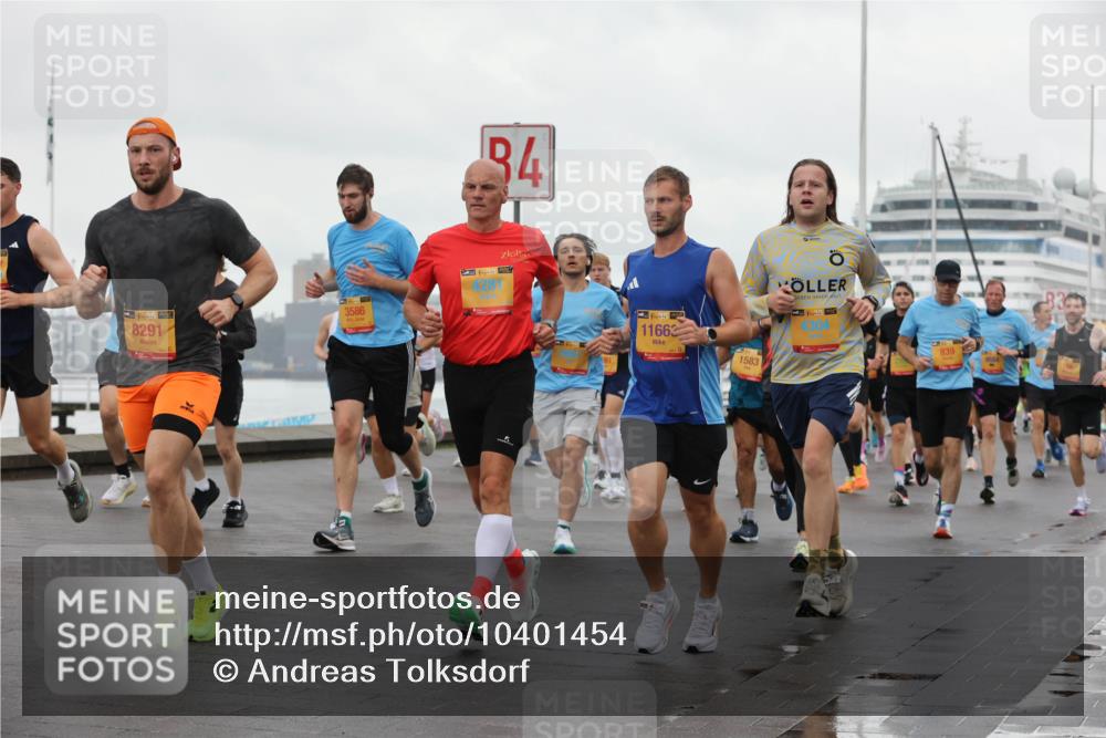 13.09.2026 - Kiel Lauf Andreas Tolksdorf http://msf.ph/oto/10401454 13.09.2026 10:59:36 Kiellinie 38, 8291, 3586, 34, 391, 11663, 1583, 839 meine-sportfotos.de