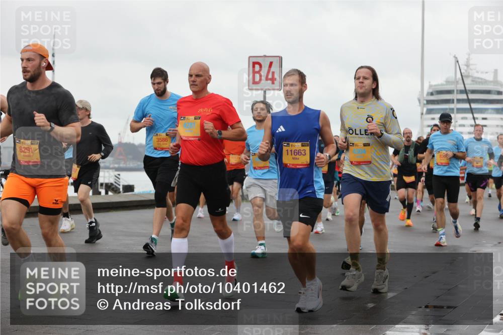 13.09.2026 - Kiel Lauf Andreas Tolksdorf http://msf.ph/oto/10401462 13.09.2026 10:59:36 Kiellinie 38, 8291, 3586, 4281, 11179, 4, 38, 11663, 38, 4304 meine-sportfotos.de