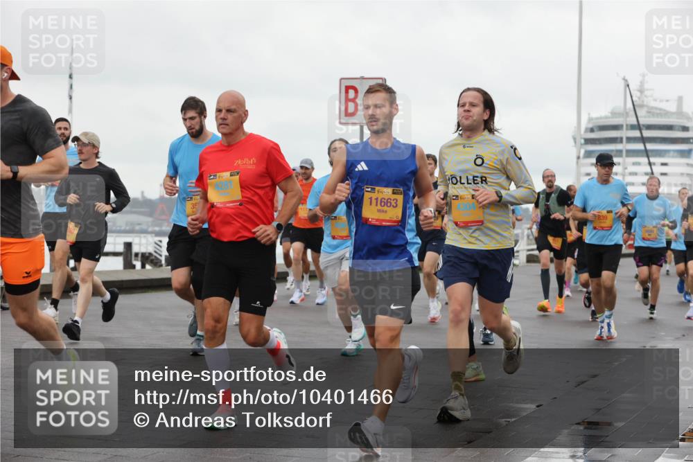 13.09.2026 - Kiel Lauf Andreas Tolksdorf http://msf.ph/oto/10401466 13.09.2026 10:59:36 Kiellinie 80, 39, 4281, 38, 11663, 38, 4304, 839 meine-sportfotos.de