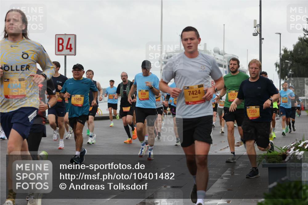 13.09.2026 - Kiel Lauf Andreas Tolksdorf http://msf.ph/oto/10401482 13.09.2026 10:59:38 Kiellinie 4, 1583, 839, 4, 39, 7424, 3721, 39, 7263 meine-sportfotos.de