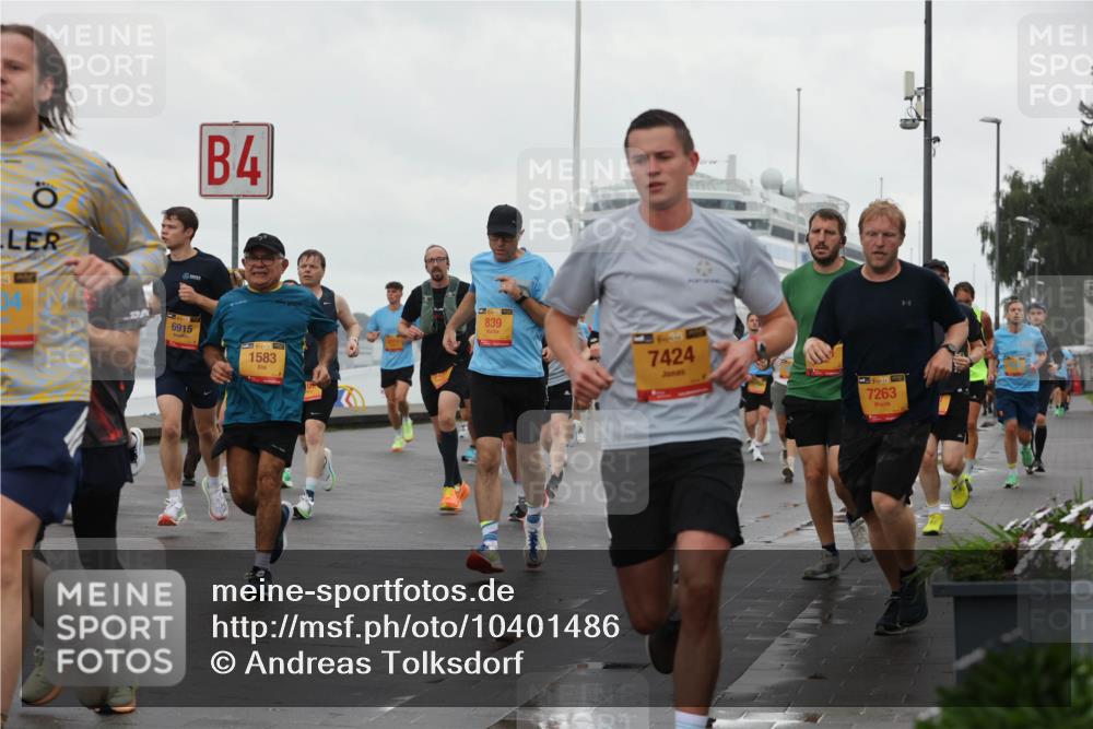 13.09.2026 - Kiel Lauf Andreas Tolksdorf http://msf.ph/oto/10401486 13.09.2026 10:59:38 Kiellinie 4, 6915, 1583, 839, 7424, 1, 3, 7263 meine-sportfotos.de