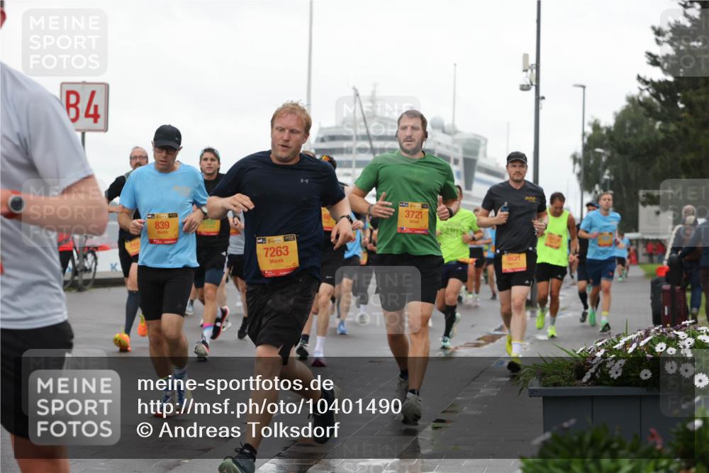 13.09.2026 - Kiel Lauf Andreas Tolksdorf http://msf.ph/oto/10401490 13.09.2026 10:59:39 Kiellinie 4, 839, 2395, 1, 38, 7263, 39, 3721, 9631 meine-sportfotos.de