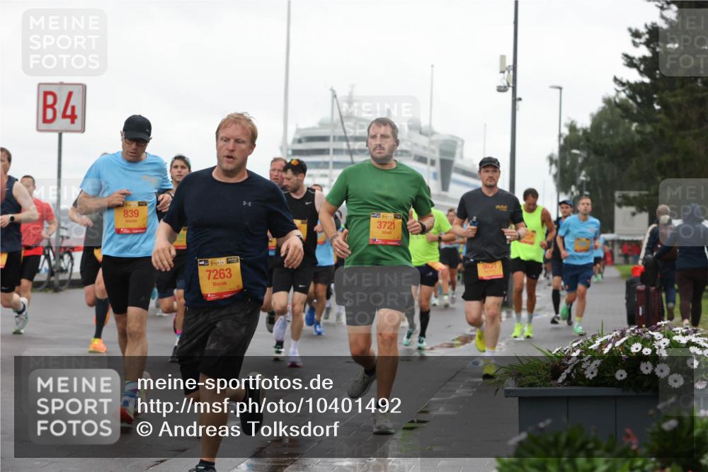 13.09.2026 - Kiel Lauf Andreas Tolksdorf http://msf.ph/oto/10401492 13.09.2026 10:59:39 Kiellinie 4, 839, 39, 3721, 7425, 38, 7263, 9631 meine-sportfotos.de