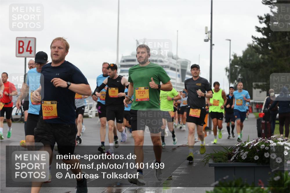 13.09.2026 - Kiel Lauf Andreas Tolksdorf http://msf.ph/oto/10401499 13.09.2026 10:59:39 Kiellinie 4, 38, 7263, 988, 166, 3721, 9631 meine-sportfotos.de