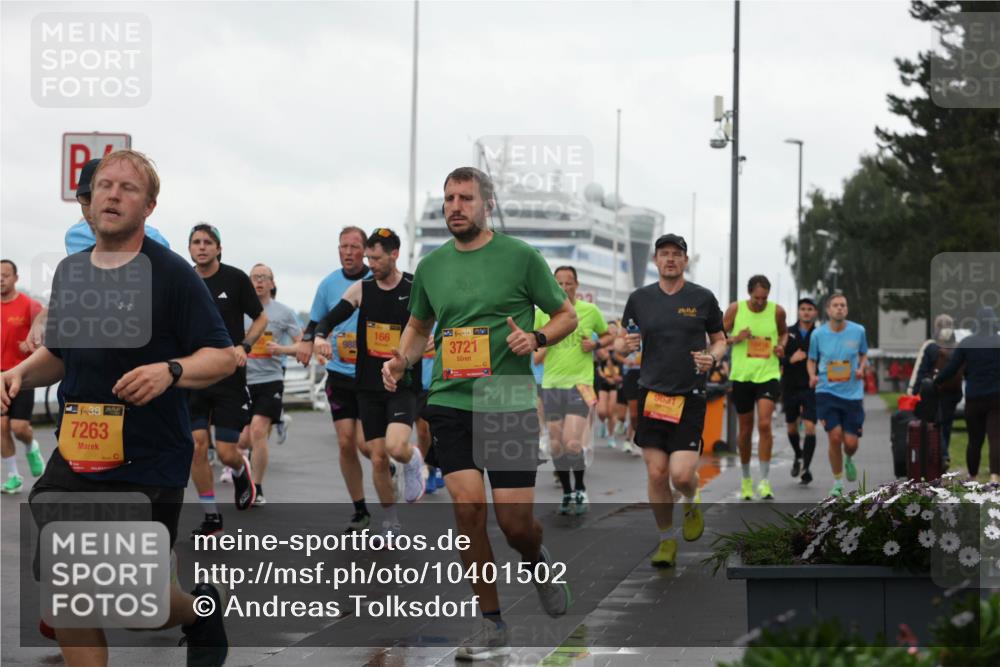 13.09.2026 - Kiel Lauf Andreas Tolksdorf http://msf.ph/oto/10401502 13.09.2026 10:59:39 Kiellinie 38, 7263, 621, 166, 38, 3721, 9631 meine-sportfotos.de