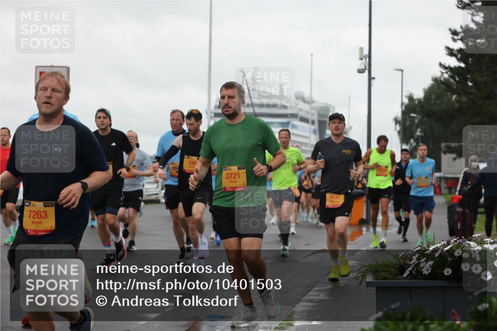 13.09.2026 - Kiel Lauf Andreas Tolksdorf http://msf.ph/oto/10401503 13.09.2026 10:59:39 Kiellinie 7263, 98, 166, 38, 3721, 9631 meine-sportfotos.de