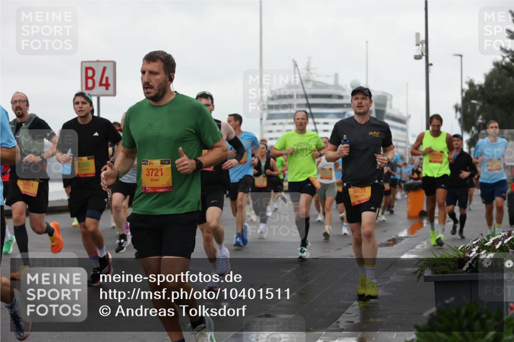 13.09.2026 - Kiel Lauf Andreas Tolksdorf http://msf.ph/oto/10401511 13.09.2026 10:59:40 Kiellinie 3451, 4, 2395, 38, 3721, 9631 meine-sportfotos.de
