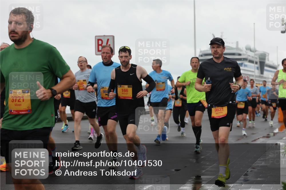 13.09.2026 - Kiel Lauf Andreas Tolksdorf http://msf.ph/oto/10401530 13.09.2026 10:59:41 Kiellinie 2, 38, 3721, 630, 988, 39, 166, 9631 meine-sportfotos.de