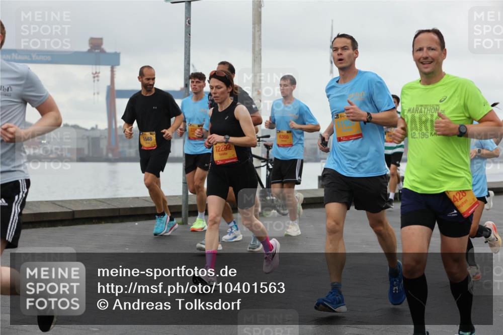 13.09.2026 - Kiel Lauf Andreas Tolksdorf http://msf.ph/oto/10401563 13.09.2026 10:59:43 Kiellinie 1548, 1195, 6366, 12292, 42, 195, 428 meine-sportfotos.de