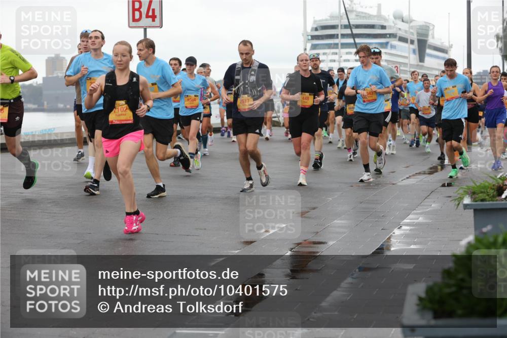 13.09.2026 - Kiel Lauf Andreas Tolksdorf http://msf.ph/oto/10401575 13.09.2026 10:59:54 Kiellinie 4, 5364, 5, 102, 2517, 448, 043 meine-sportfotos.de