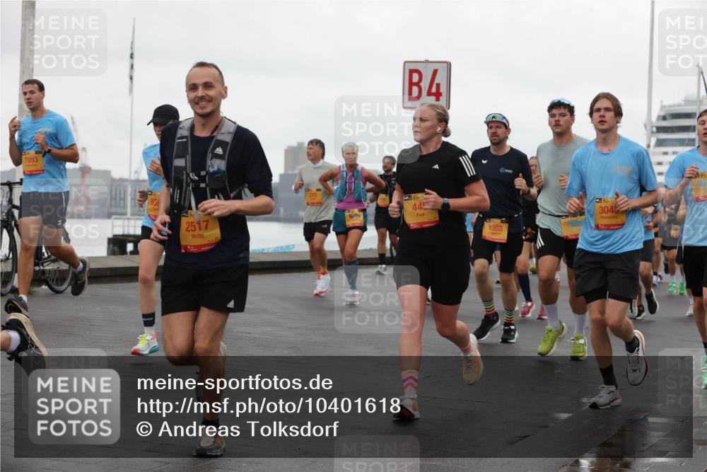 13.09.2026 - Kiel Lauf Andreas Tolksdorf http://msf.ph/oto/10401618 13.09.2026 10:59:56 Kiellinie 7093, 536, 2517, 4, 445, 9754, 1068, 38, 3043 meine-sportfotos.de