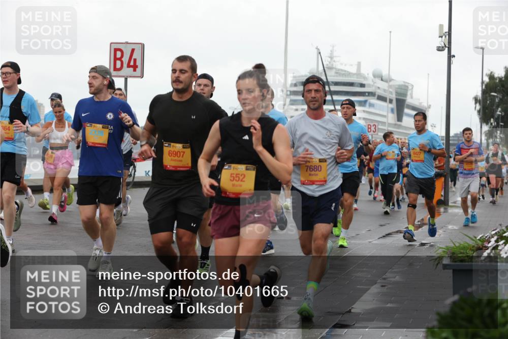 13.09.2026 - Kiel Lauf Andreas Tolksdorf http://msf.ph/oto/10401665 13.09.2026 11:00:00 Kiellinie 39, 364, 078, 4, 38, 39, 6907, 552, 38, 7680, 3, 6427 meine-sportfotos.de