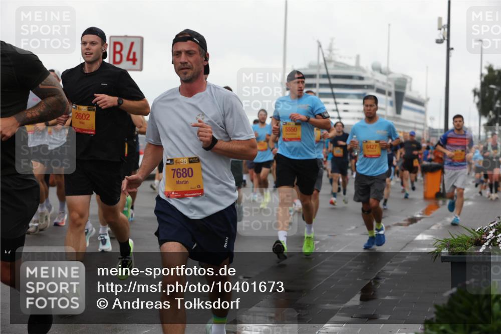 13.09.2026 - Kiel Lauf Andreas Tolksdorf http://msf.ph/oto/10401673 13.09.2026 11:00:01 Kiellinie 2602, 4, 38, 7680, 5550, 6427 meine-sportfotos.de