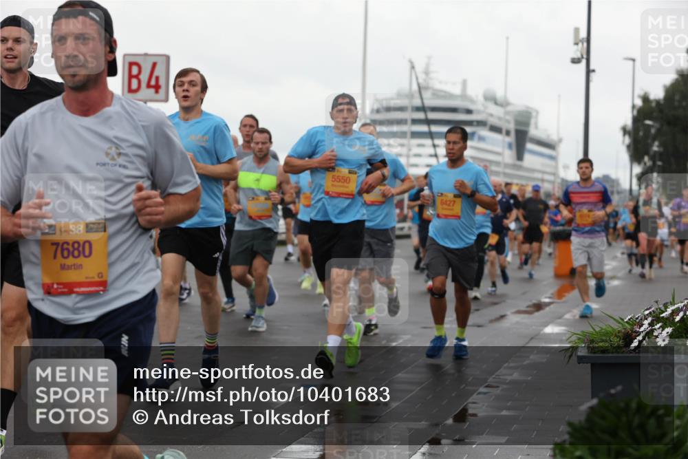 13.09.2026 - Kiel Lauf Andreas Tolksdorf http://msf.ph/oto/10401683 13.09.2026 11:00:01 Kiellinie 4, 38, 7680, 4, 5550, 6427 meine-sportfotos.de