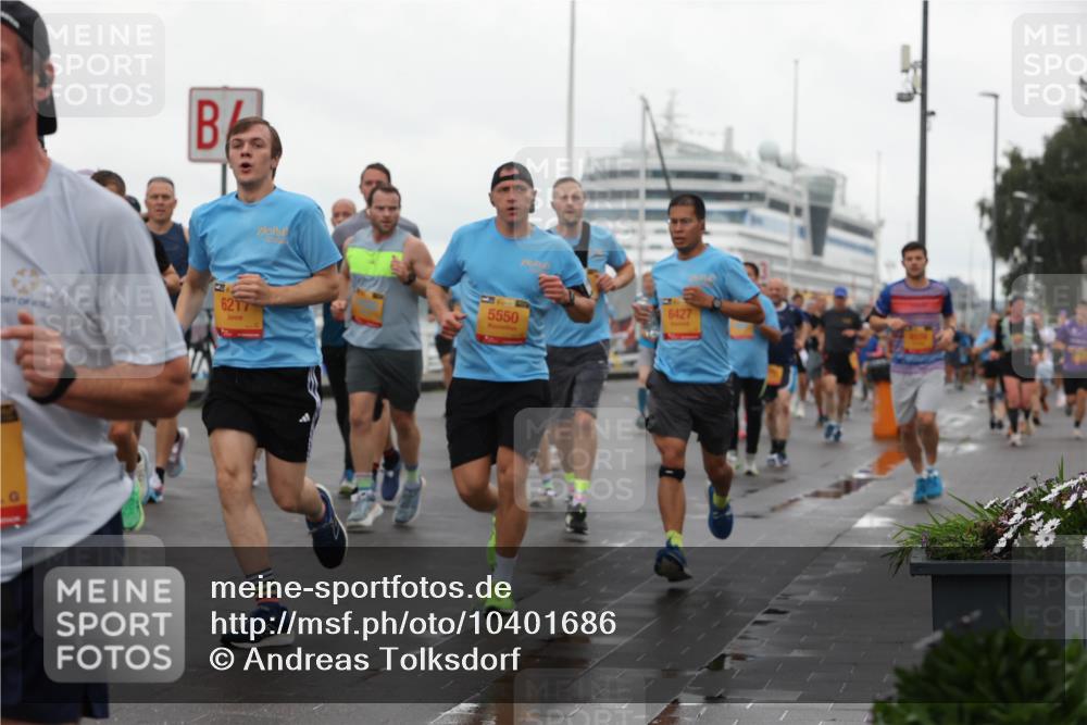 13.09.2026 - Kiel Lauf Andreas Tolksdorf http://msf.ph/oto/10401686 13.09.2026 11:00:02 Kiellinie 6217, 5550, 6427 meine-sportfotos.de