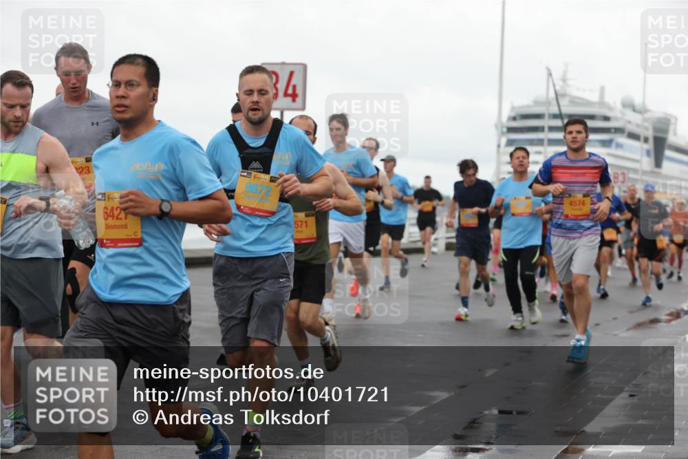 13.09.2026 - Kiel Lauf Andreas Tolksdorf http://msf.ph/oto/10401721 13.09.2026 11:00:04 Kiellinie 39, 23, 1, 30, 6427, 834, 571, 4574, 83 meine-sportfotos.de