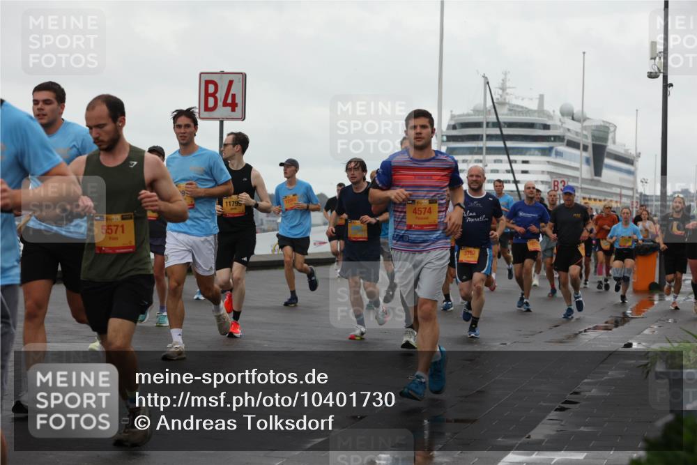13.09.2026 - Kiel Lauf Andreas Tolksdorf http://msf.ph/oto/10401730 13.09.2026 11:00:05 Kiellinie 39, 5571, 4, 11795, 39, 4574, 3763, 3 meine-sportfotos.de