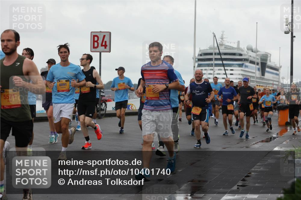 13.09.2026 - Kiel Lauf Andreas Tolksdorf http://msf.ph/oto/10401740 13.09.2026 11:00:05 Kiellinie 5571, 6091, 4, 12063, 1113, 457, 3763, 10219 meine-sportfotos.de