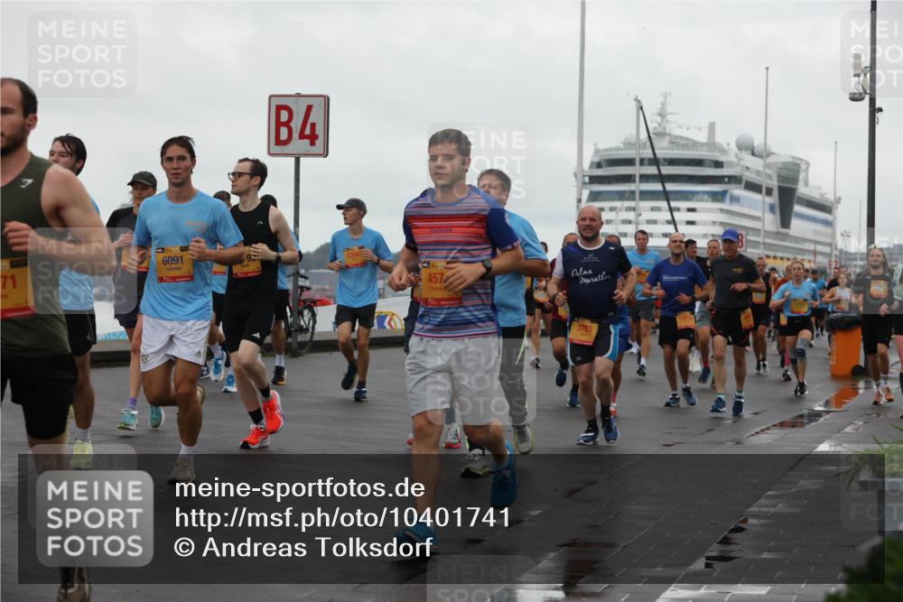13.09.2026 - Kiel Lauf Andreas Tolksdorf http://msf.ph/oto/10401741 13.09.2026 11:00:05 Kiellinie 4, 71, 6091, 457, 3763 meine-sportfotos.de