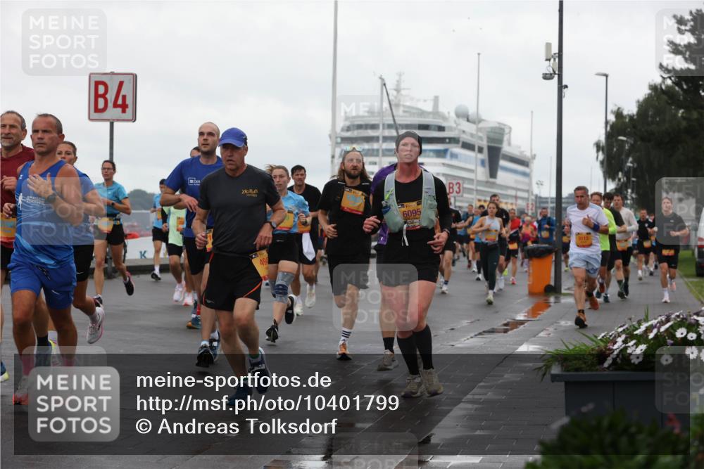 13.09.2026 - Kiel Lauf Andreas Tolksdorf http://msf.ph/oto/10401799 13.09.2026 11:00:09 Kiellinie 4, 494, 39, 6095, 3, 9113 meine-sportfotos.de