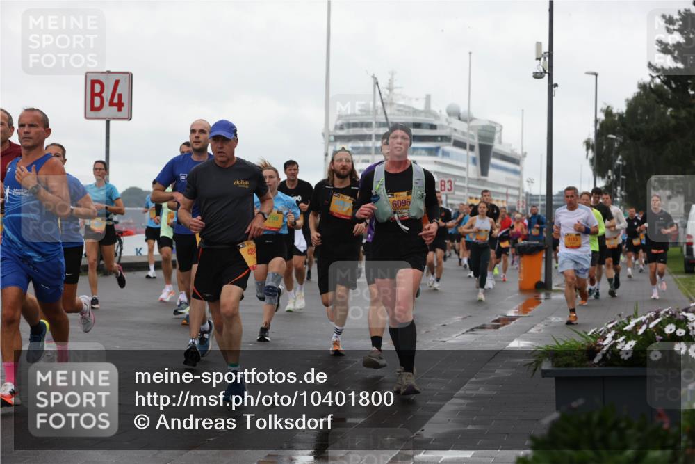 13.09.2026 - Kiel Lauf Andreas Tolksdorf http://msf.ph/oto/10401800 13.09.2026 11:00:09 Kiellinie 4, 49, 759, 39, 6095, 3, 9113 meine-sportfotos.de